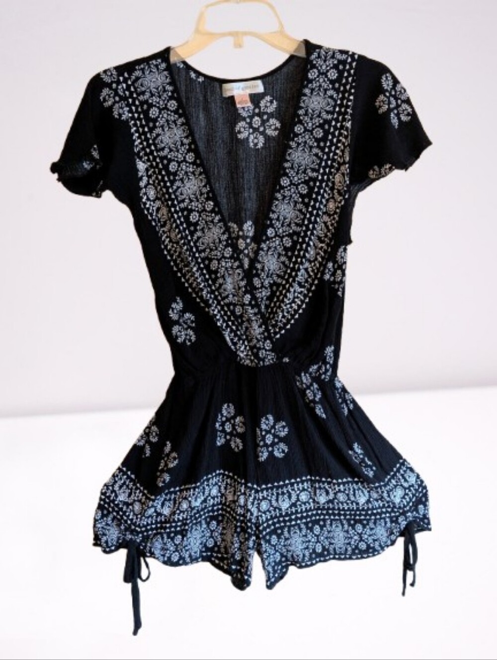 Band Of Gypsies Boho Crinkle Romper Swim Cover Up Black White Viscose Size S